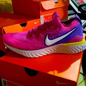 Nike epic react flyknit2